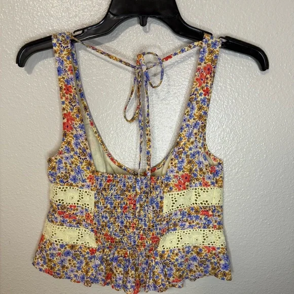 New NWT FREE PEOPLE Kianna Floral Eyelet Tank - Picture 6 of 6